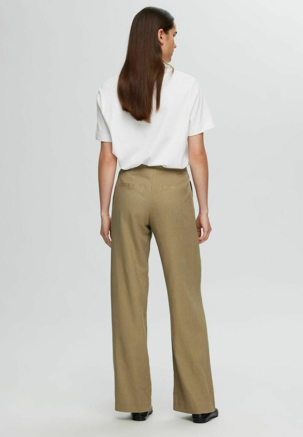 

Брюки WIDE FIT Selected Femme, зеленый