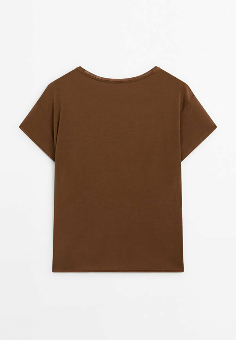 

Базовая футболка SHORT SLEEVE ROUND NECK Massimo Dutti, песочный