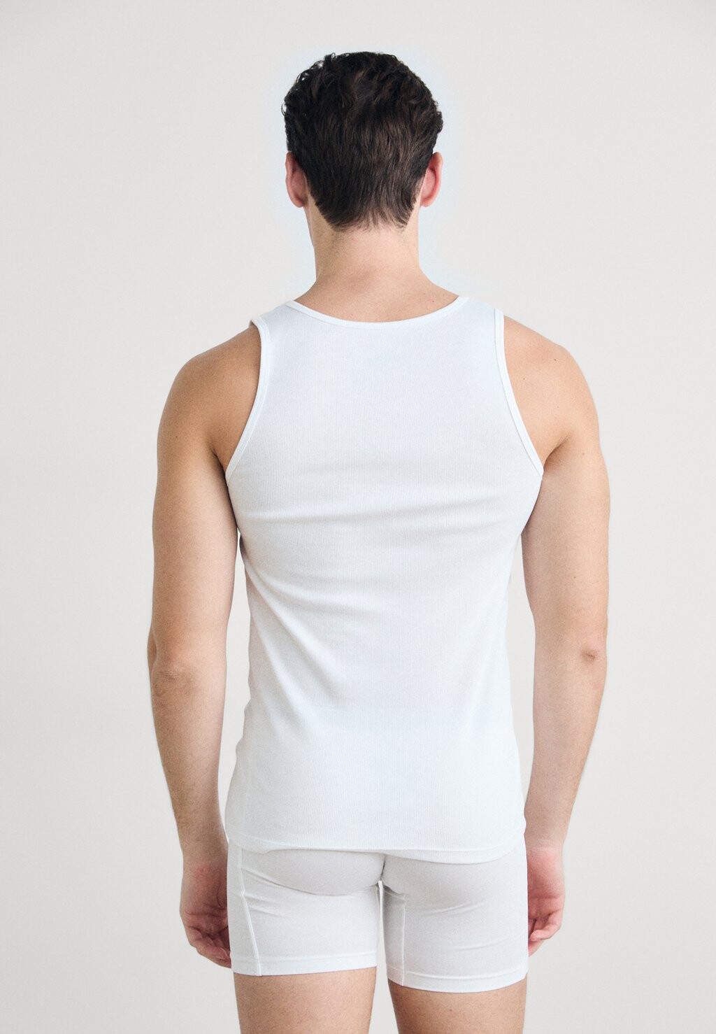 

Базовый слой TANKTOP CLASSIC 3 PACK BOSS, белый