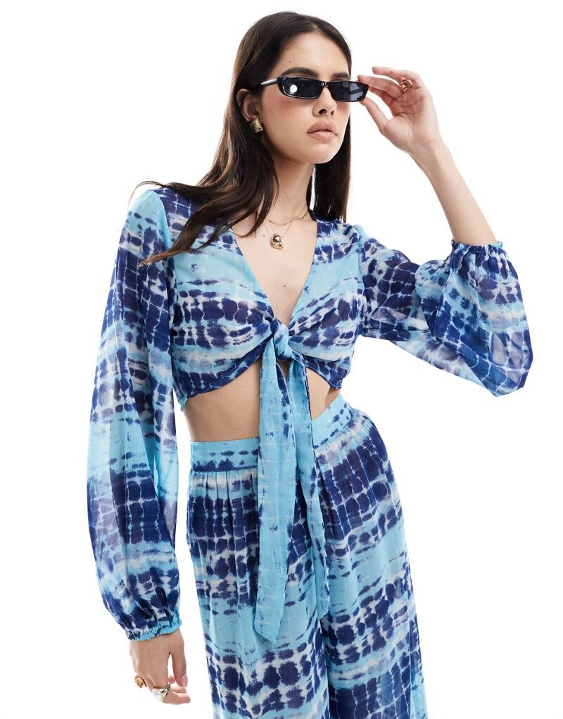 

Голубой пляжный топ с длинными рукавами и бантом Wednesday's Girl Batik