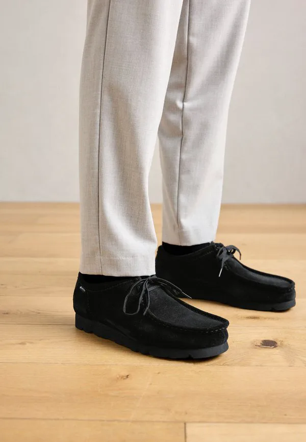Повседневные кроссовки wallabeegtx на шнуровке Clarks Originals, Black — фото 2