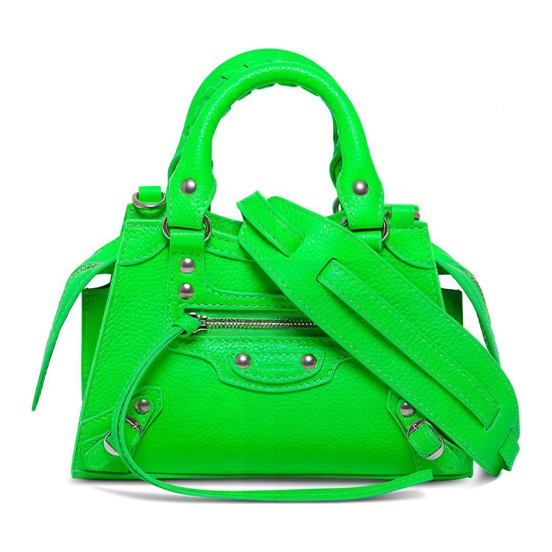 

Кожаная женская сумка через плечо Balenciaga зеленого цвета