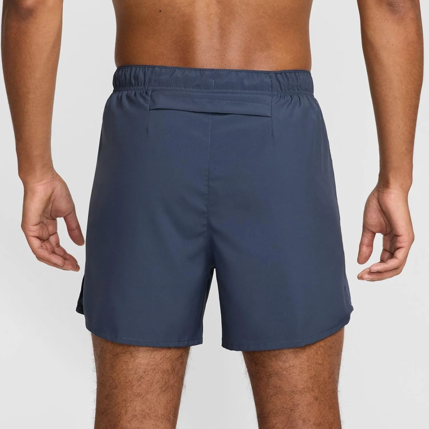 Мужские шорты Nike Challenger Vielseitige 2-в-1 с технологией Dri-fit (Herren, около 18 см) — фото 3