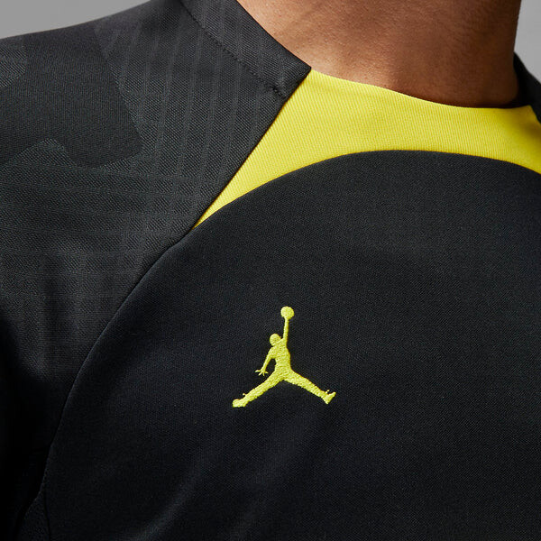 Футболка Air Jordan x Paris Saint-Germain Strike Dri-FIT Knit Soccer Top 'Black', черный — фото 3