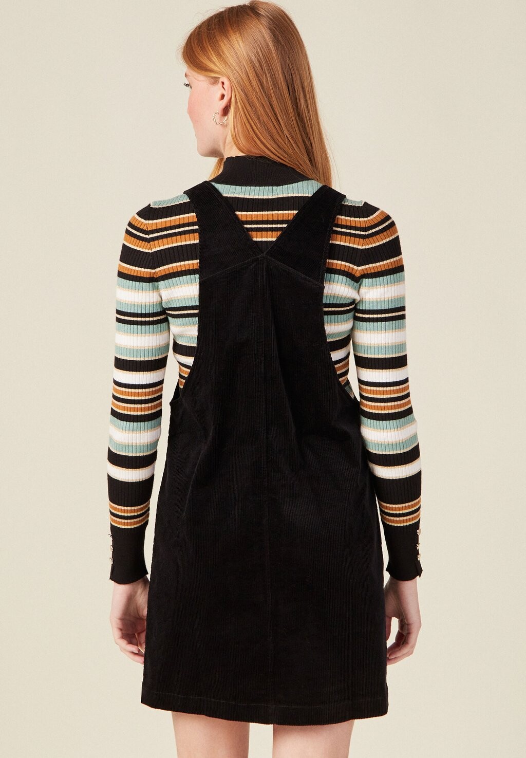 

Повседневное платье TRAPEZFÖRMIGES CHASUBLE BONOBO Jeans, черный
