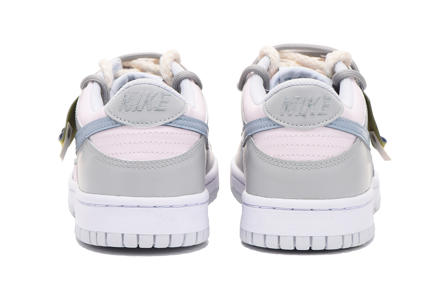 

Женские кроссовки для скейтбординга Nike Dunk