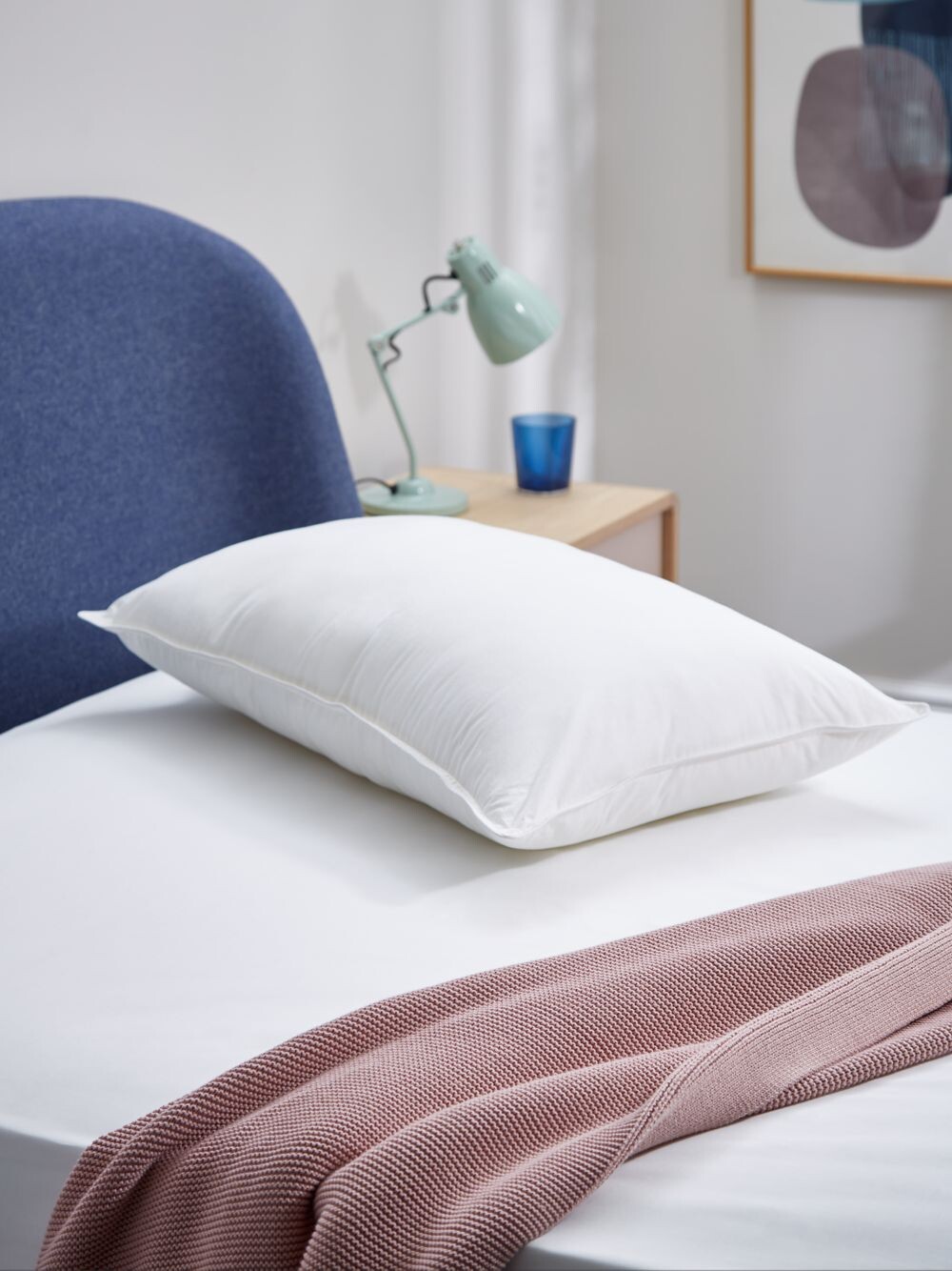 

Синтетическая моющаяся стандартная подушка John Lewis Soft Touch, очень жесткая