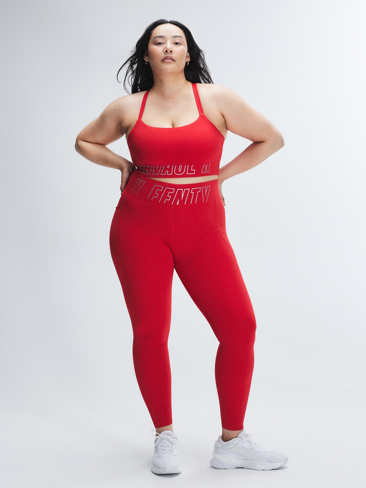 

Леггинсы Savage X Fenty Band-It High-Waist Logo, цвет Timeless Red/Reflective