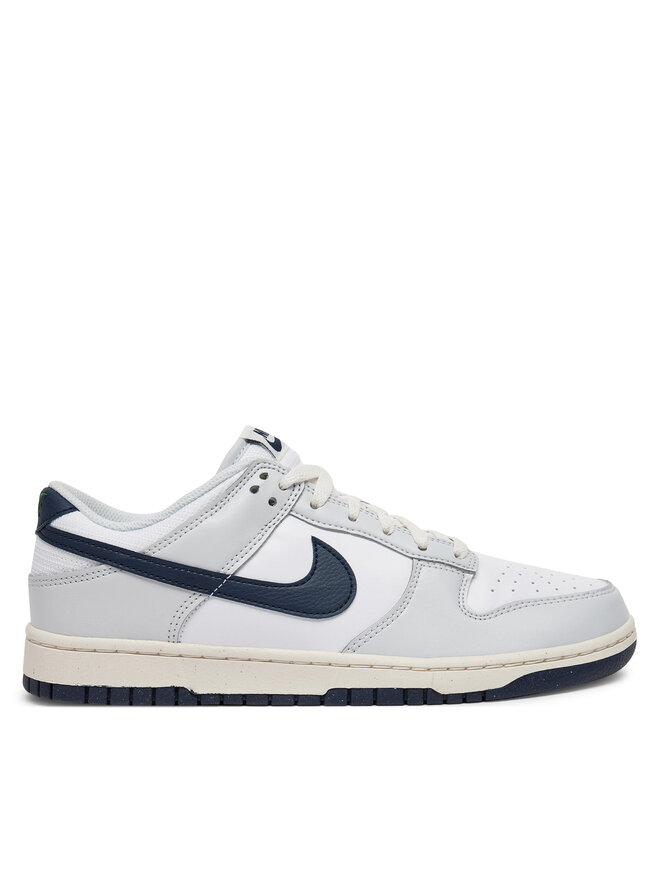 

Кроссовки Nike, белый