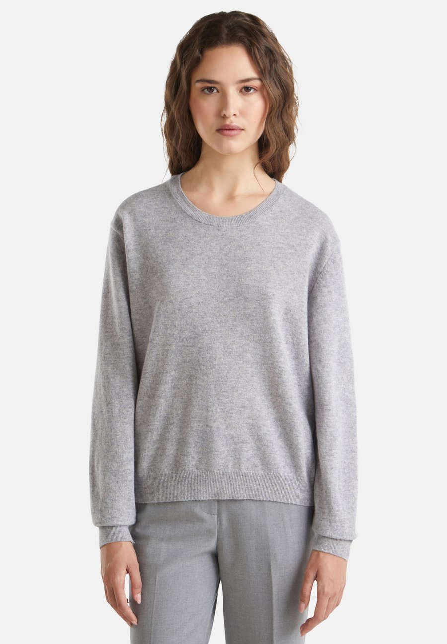

Джемпер United Colors of Benetton RELAXED FIT, Grey