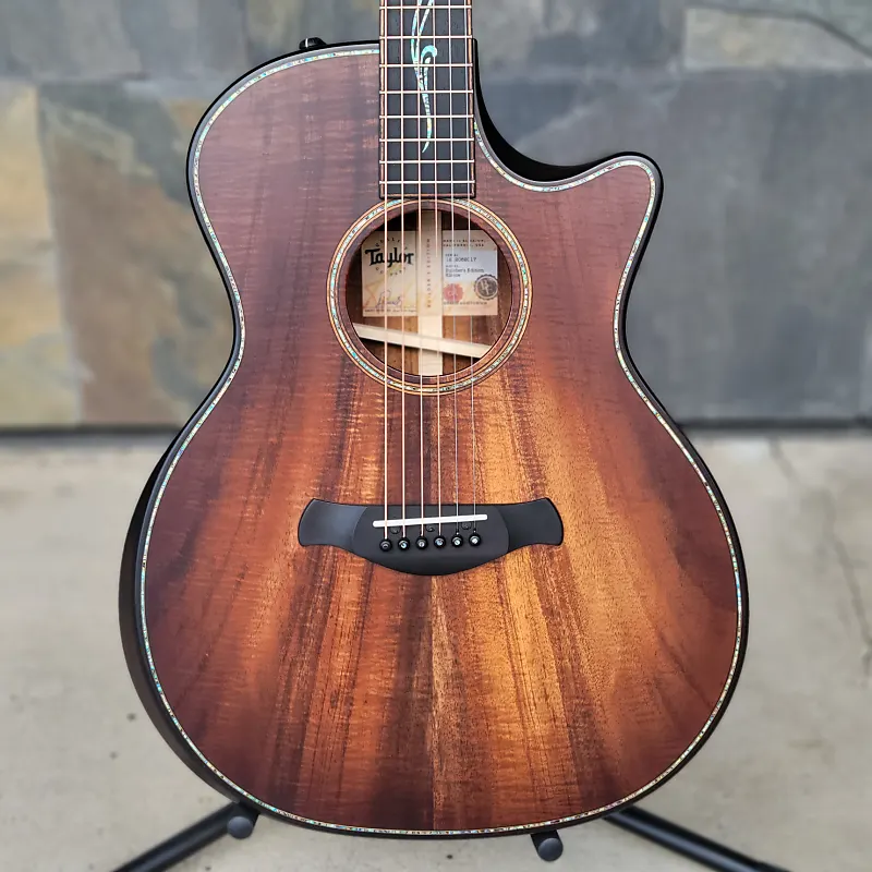 

Акустическая гитара Taylor K24ce Koa Builders Edition with V-Class bracing