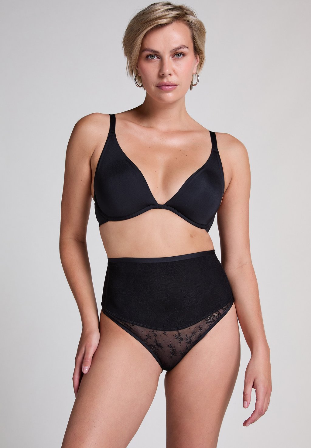 

Трусы Shapewear Hunkemöller, черный
