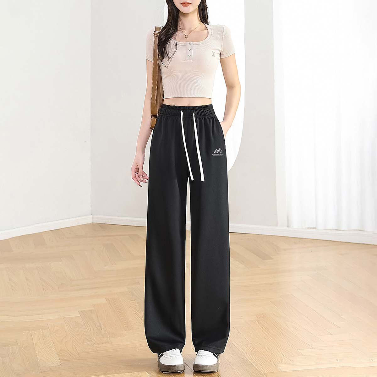 

Повседневные брюки женские умеренные Sweatpants WARRIOR, темно-серый