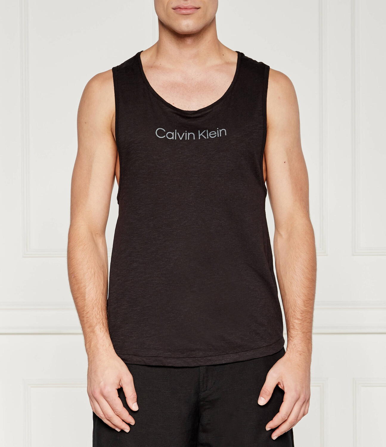 

Футболка Calvin Klein Swimwear Regular Fit, черный