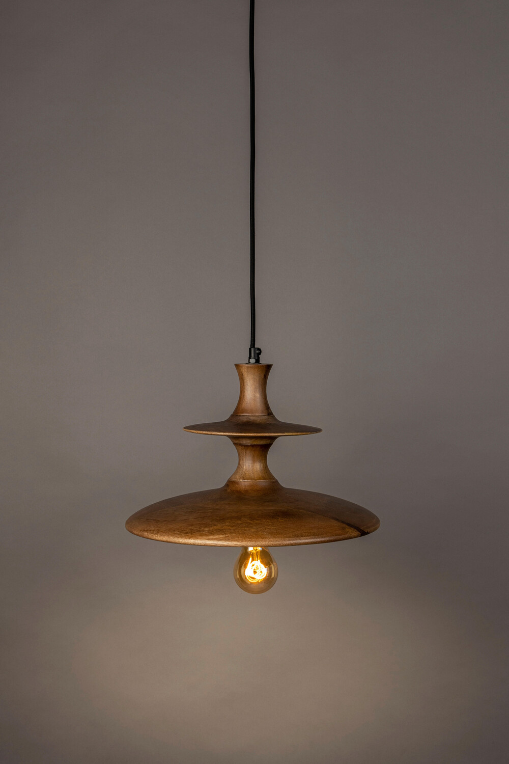 

Подвесной светильник Dutchbone, 43x22x43 см