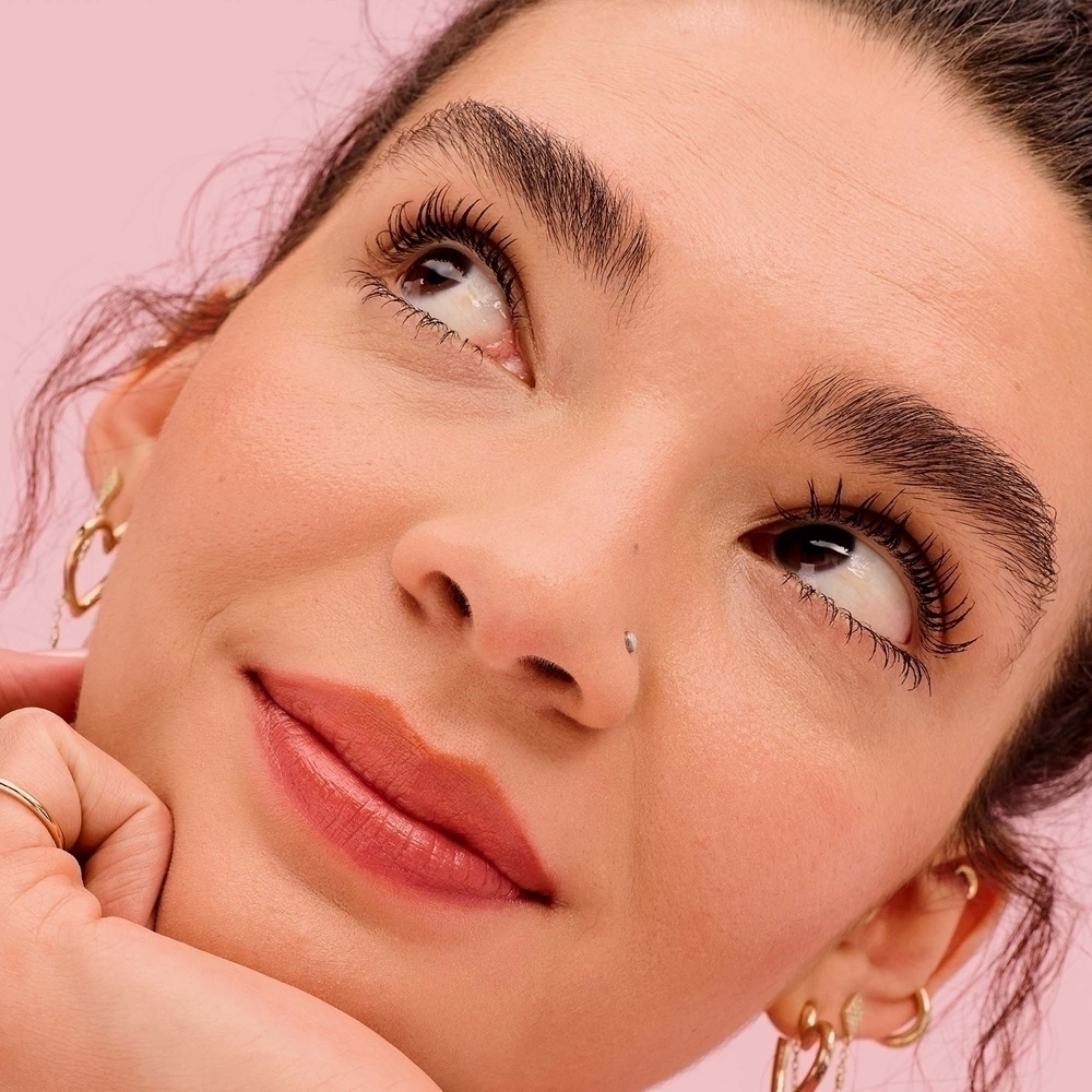 Они настоящие! Магнитная тушь для очень длинных ресниц Benefit, atspalvis black 9 гр — фото 4