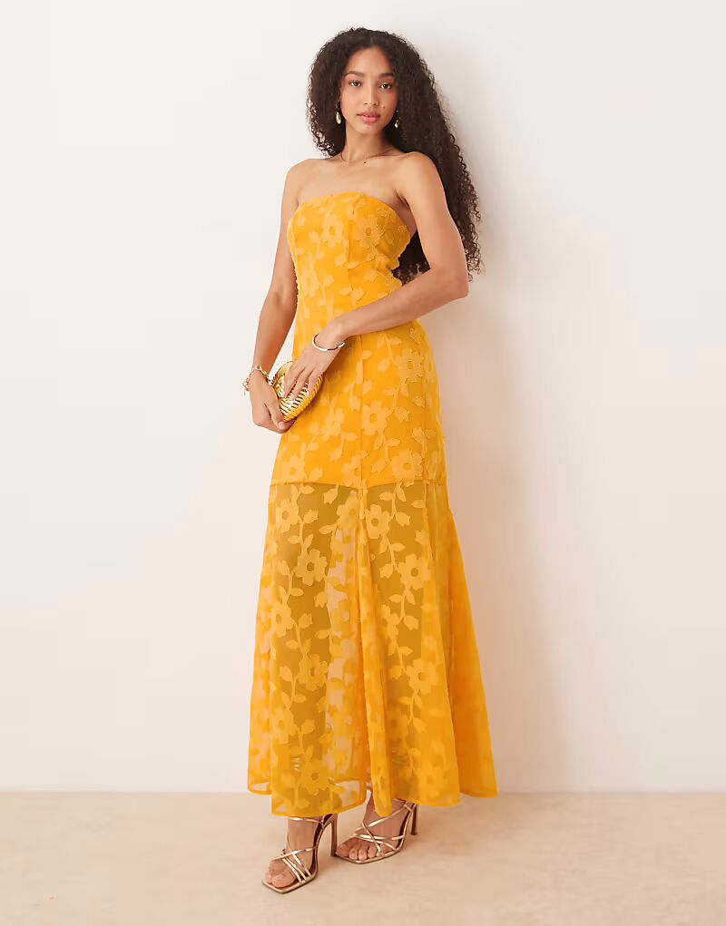 

Платье-бандо макси Anaya Floral burnout в оранжевом цвете