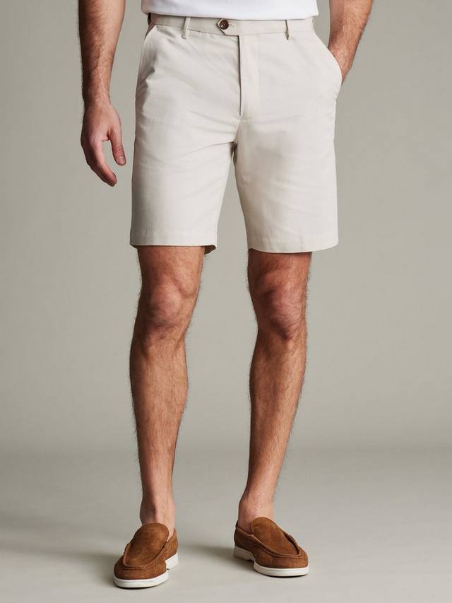 

Шорты Slim Fit из смеси хлопка и льна Charles Tyrwhitt