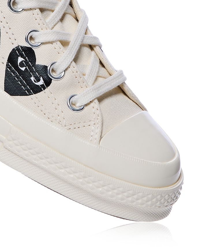 x Converse Unisex Chuck 70 Heart High Top Sneakers Comme Des Garcons PLAY, белый — фото 4
