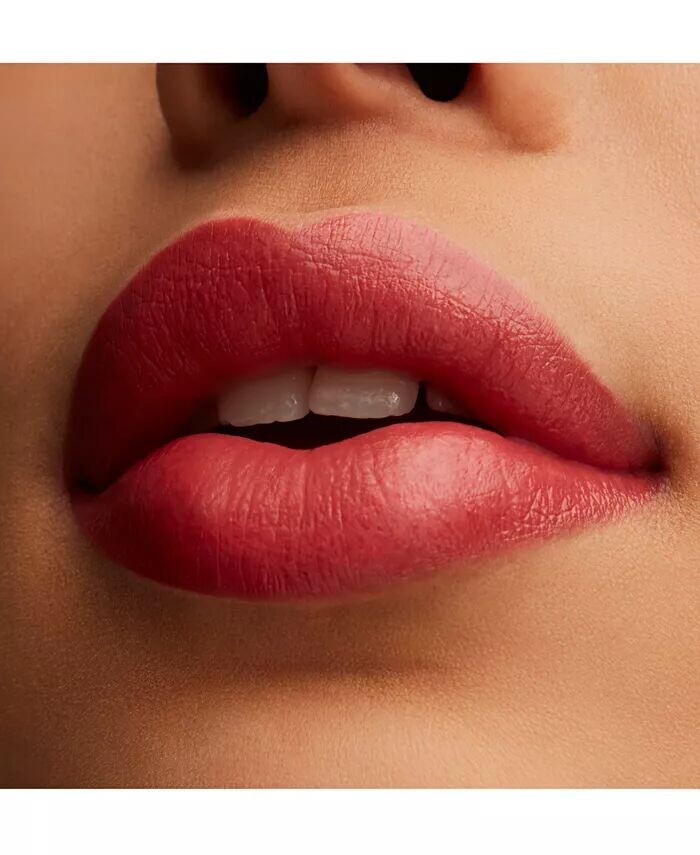 Сияющая губная помада из люстрегласа Mac, цвет See Sheer (grapefruit pink) — фото 3