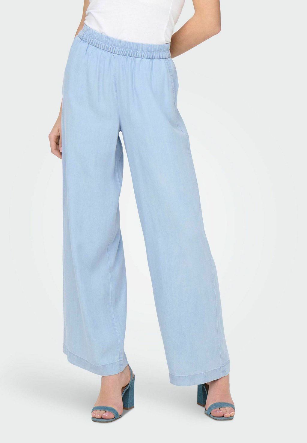 

Брюки CHARIS GERADE GESCHNITTEN ONLY, цвет Light Blue Denim