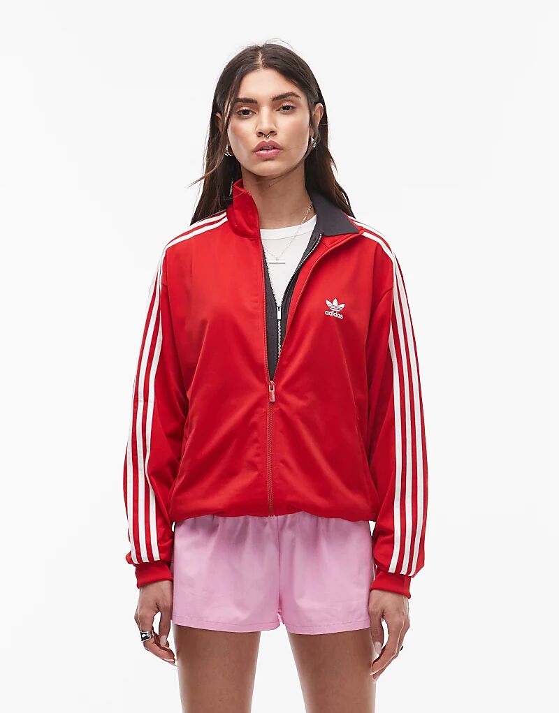 

Спортивный топ adidas Originals Firebird красного цвета