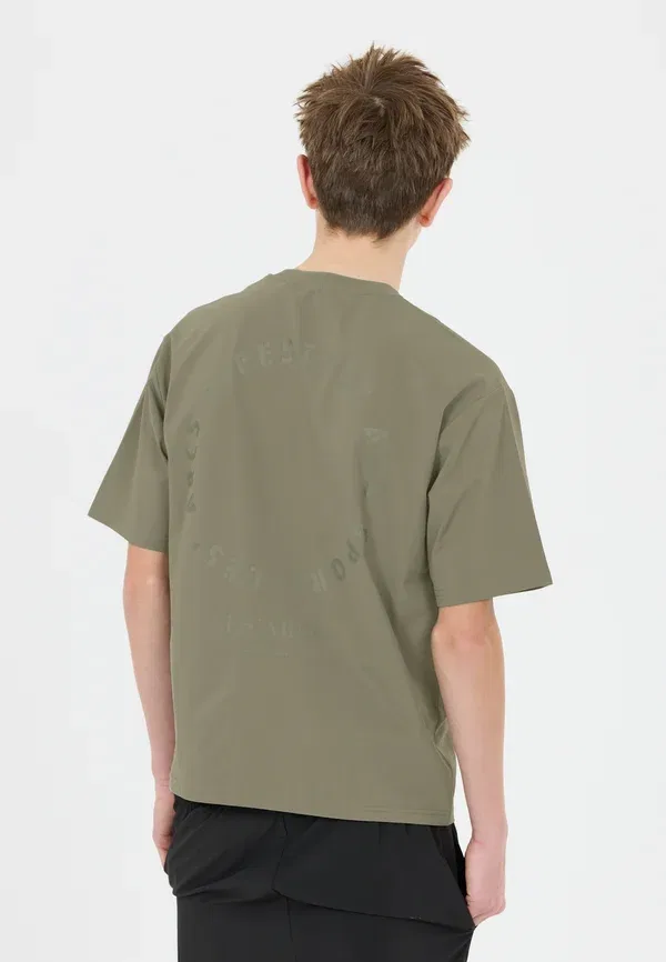 Футболка ziller print t-shirt Les'Arcs, цвет малиновый базилик — фото 3