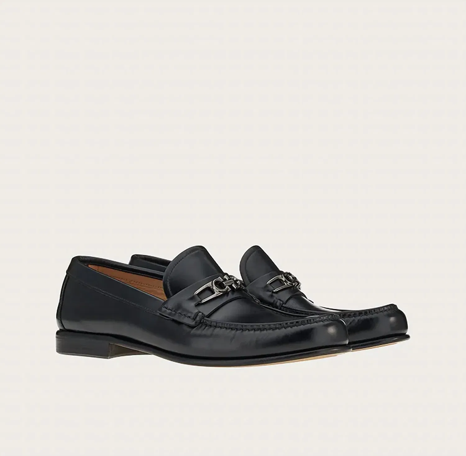 Salvatore Ferragamo Мужские кожаные мокасины Mathias Gancnini черного цвета — фото 2