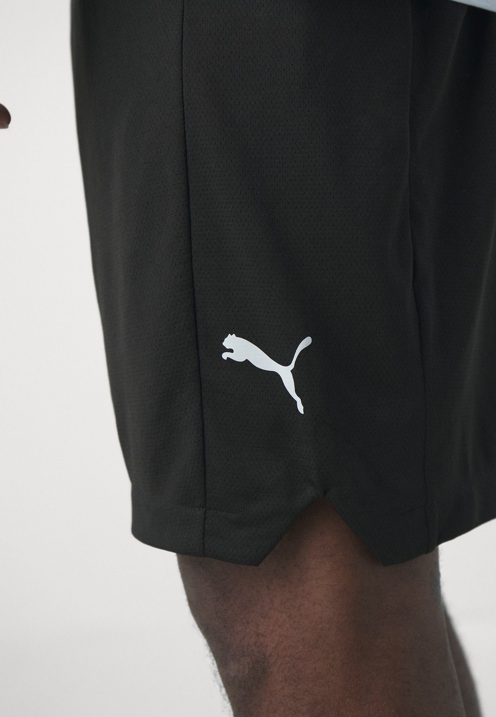 

Спортивные шорты Shot Blocker Short Puma, черные