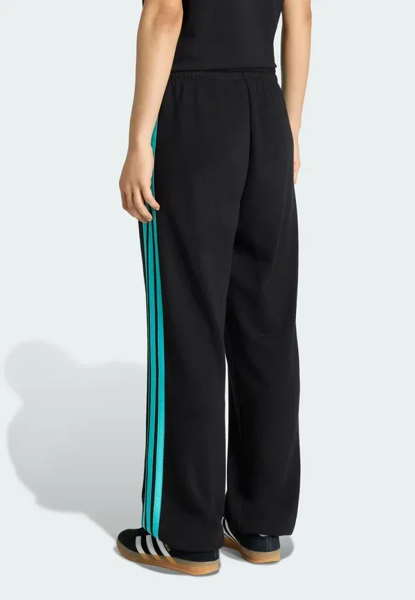 Тренировочные штаны Adidas Performance Amg petronas formula 1 team dna tracksuit bottoms, черный с полумятным — фото 2