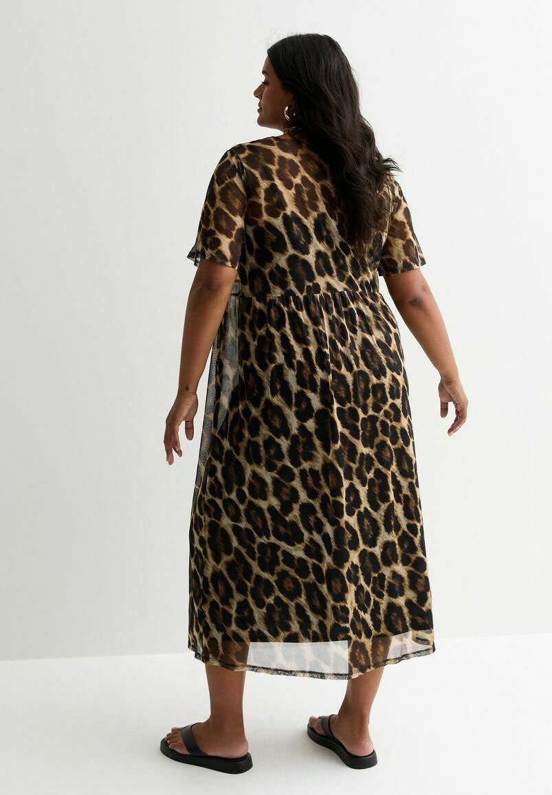 

Повседневное платье CURVES LEOPARD PRINT MIDI New Look Curves, коричневый