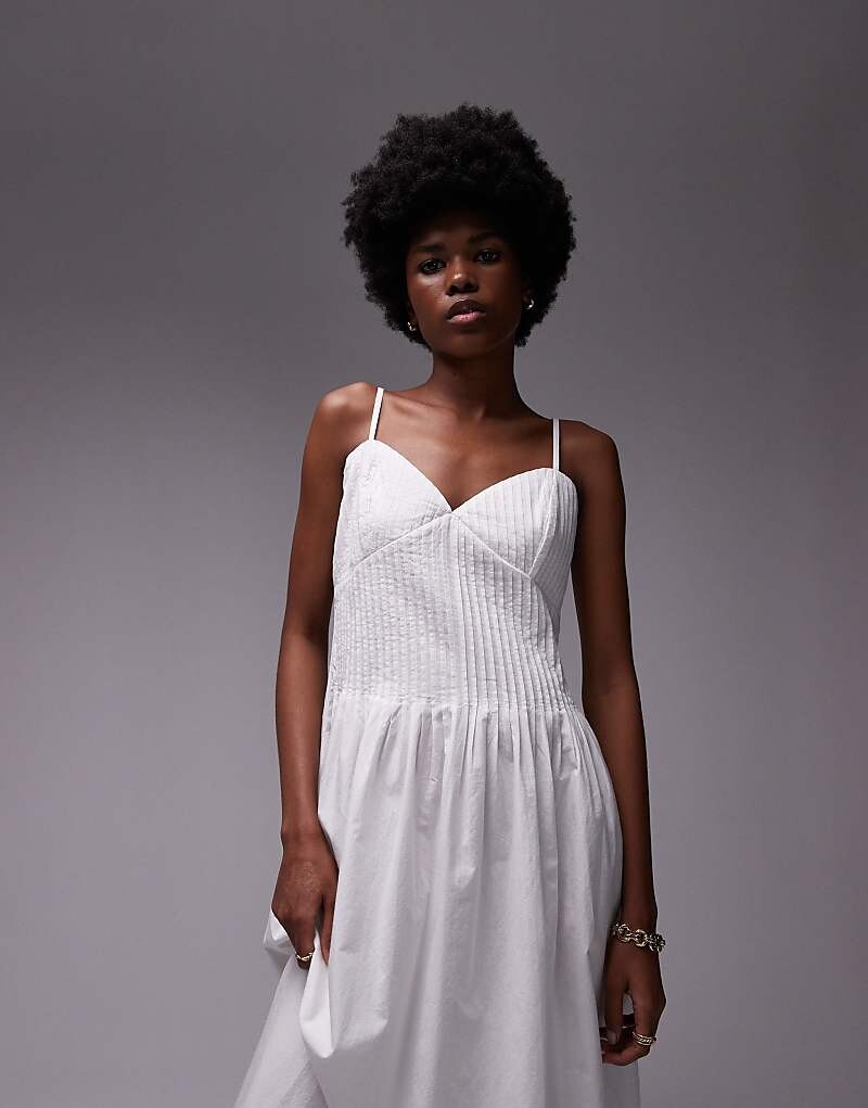 

Topshop – Плиссированное летнее платье миди на бретелях, цвет слоновой кости