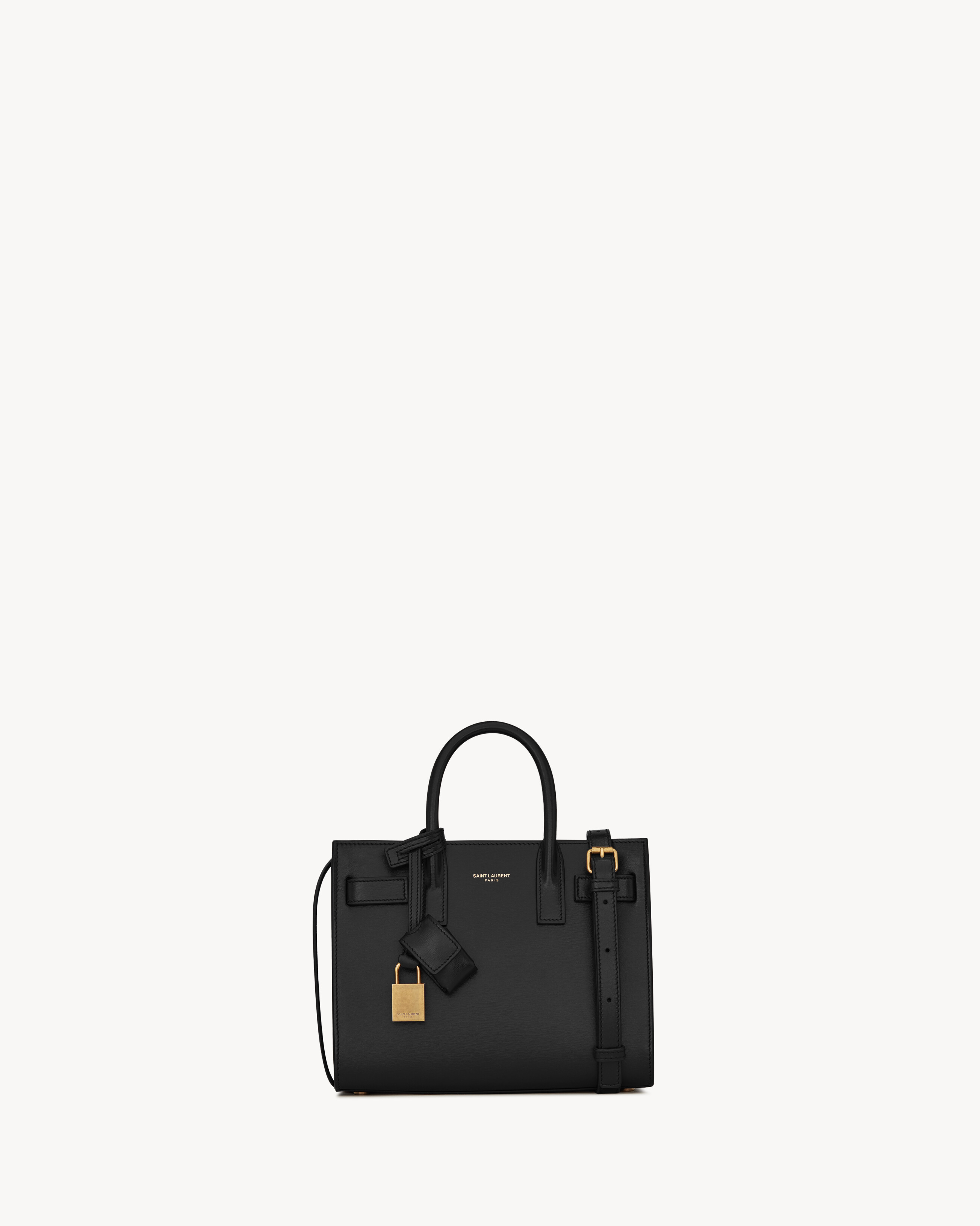 

Сумка Sac de jour в версии nano Saint Laurent, черный