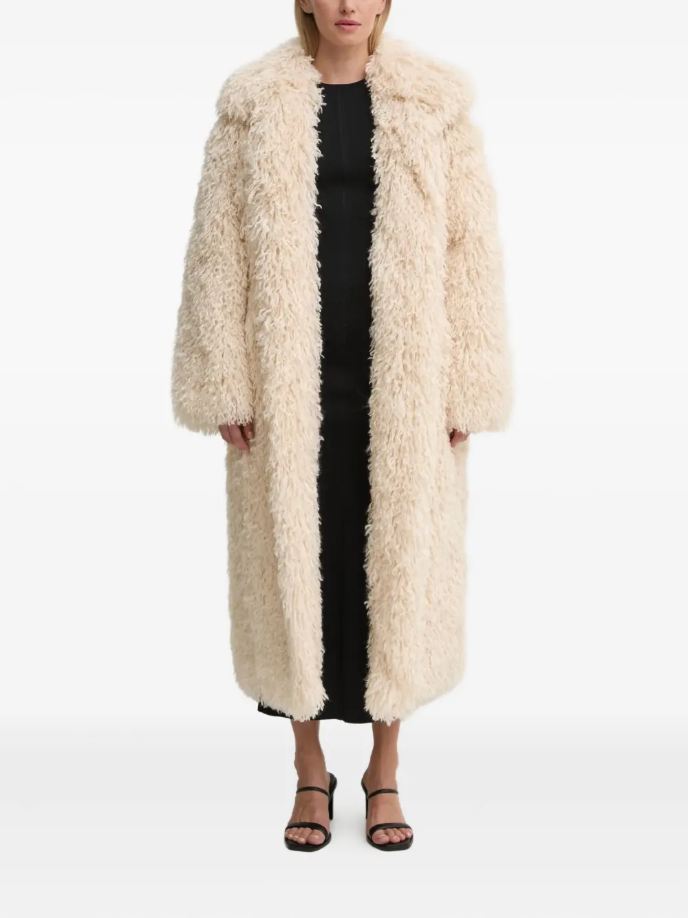 

Платье с длинными рукавами и вырезами Nanushka, черный