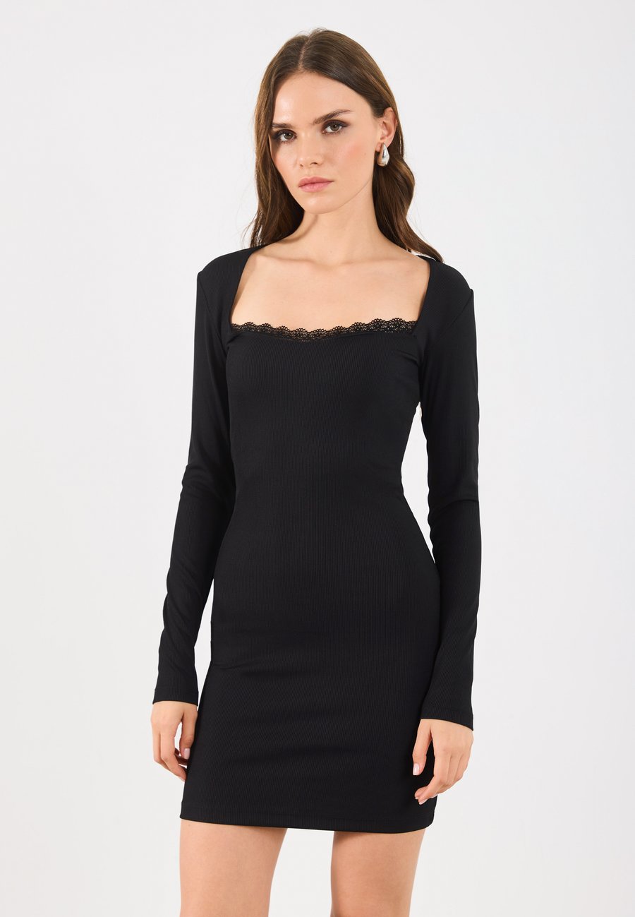 

Платье Even&Odd Day dress, Black