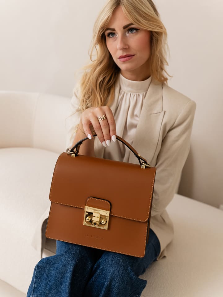 

Lia Biassoni Кожаная сумка светло-коричневого цвета - (Ш)27 x (В)24 x (Г)8 см