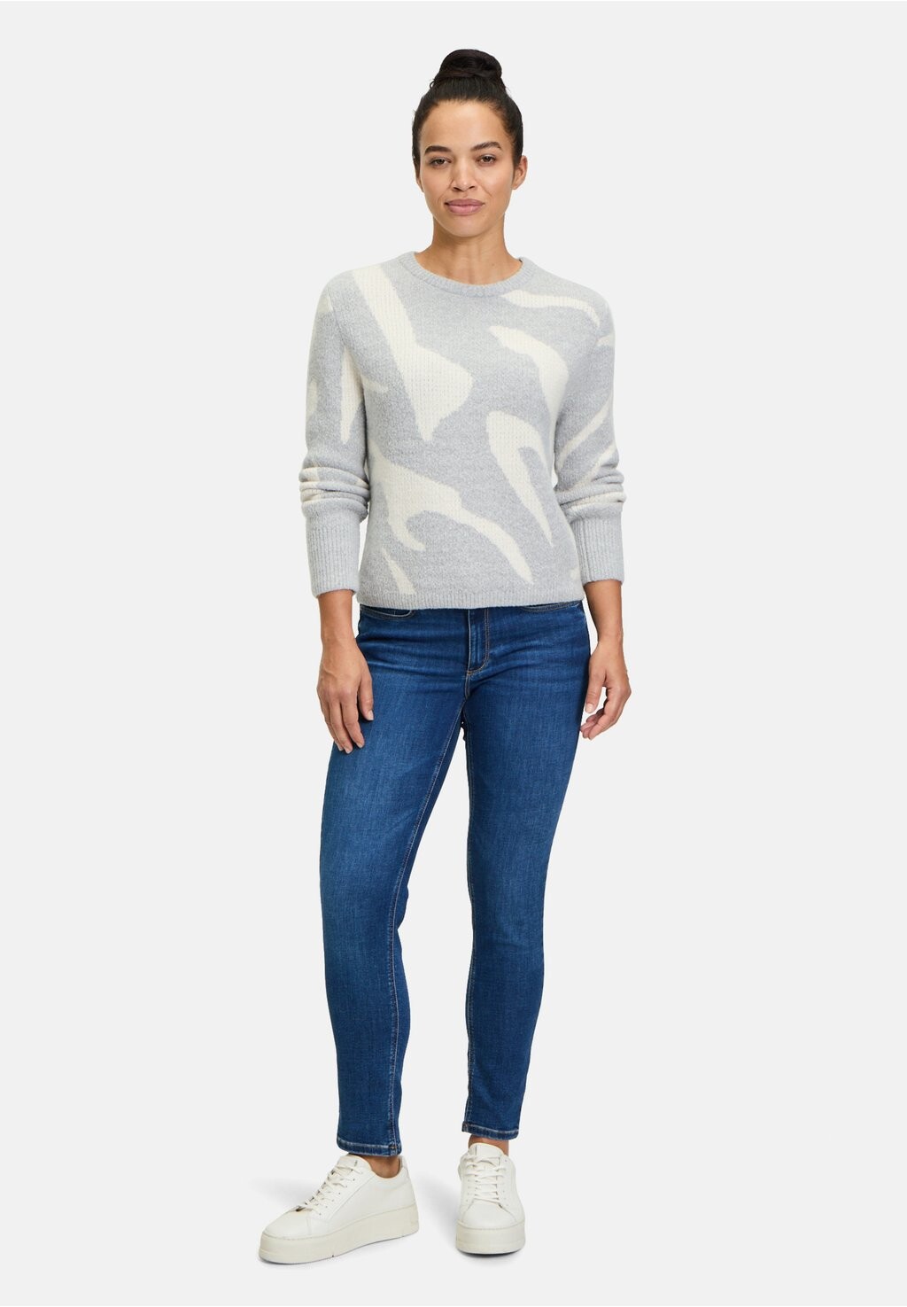 

Джемпер JACQUARD Betty & Co, серый