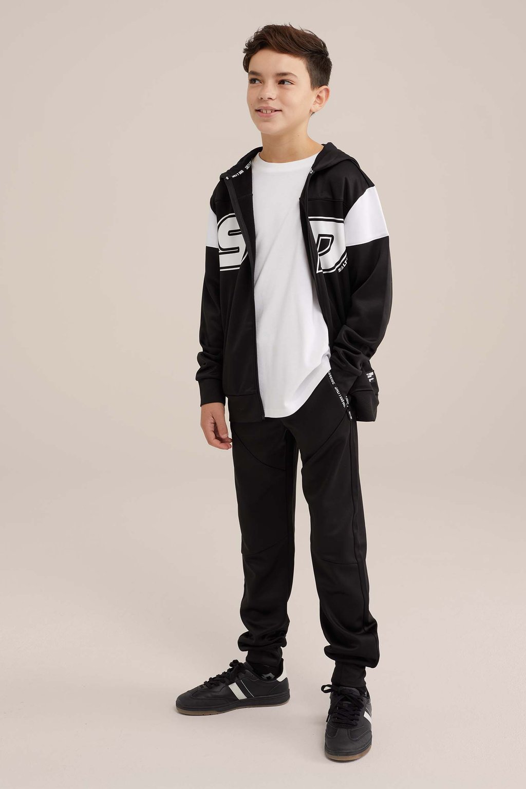 

Толстовка на молнии SALTY DOG WE Fashion, черный
