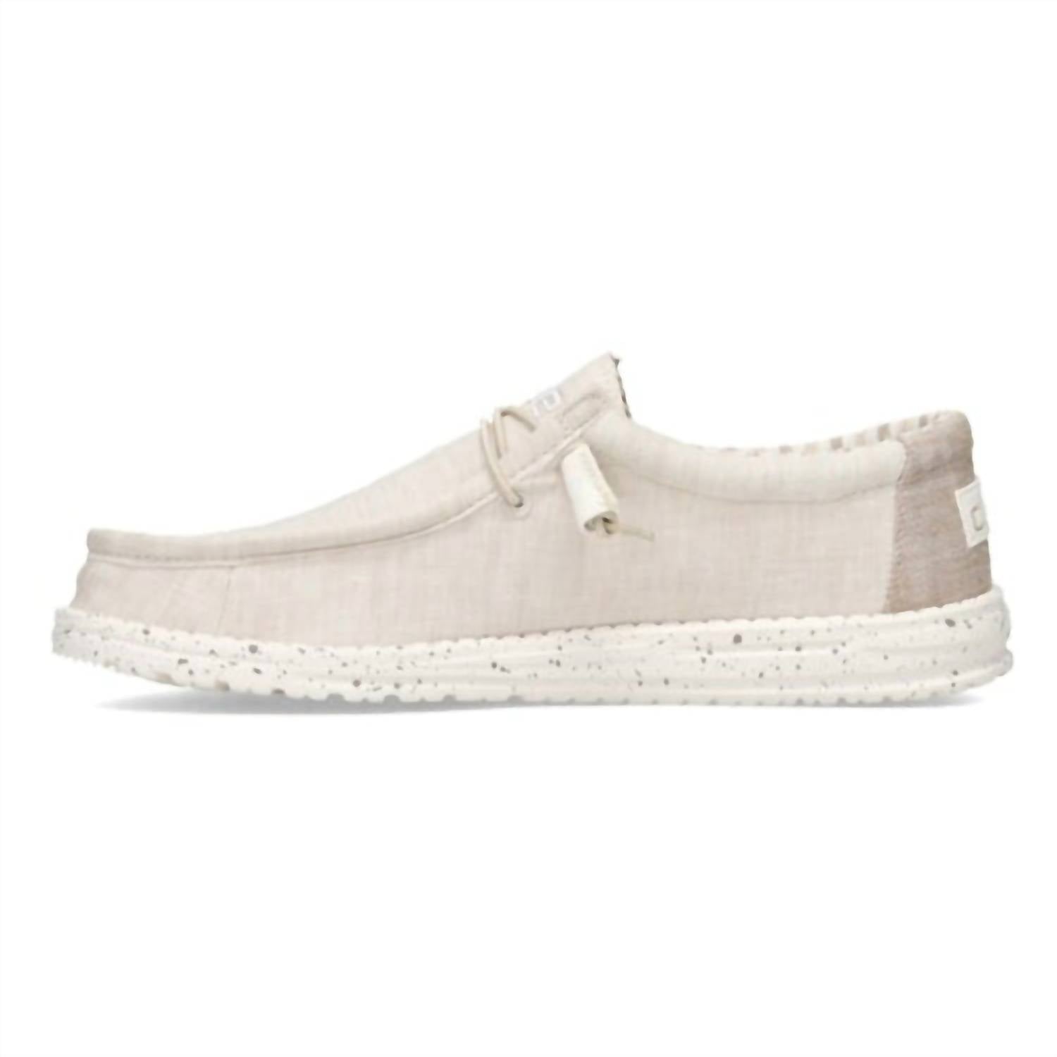 

Мужские туфли Wally из шамбре цвета бежевого камня Hey Dude