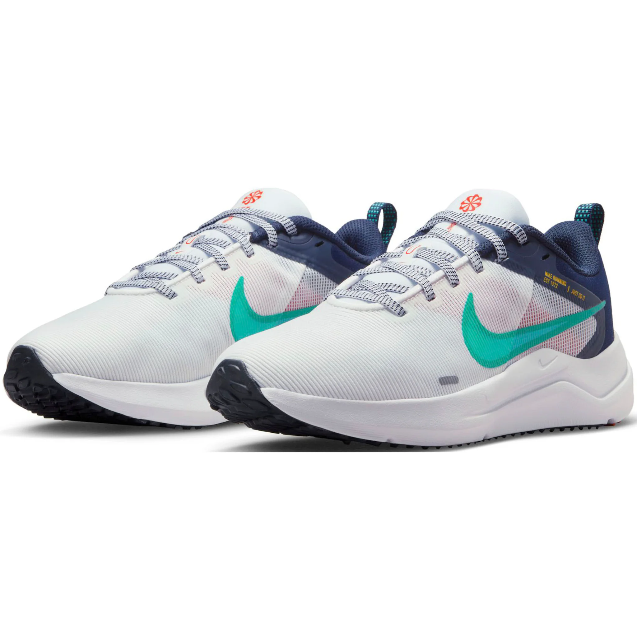 

Кроссовки Nike "DOWNSHIFTER 12", белый