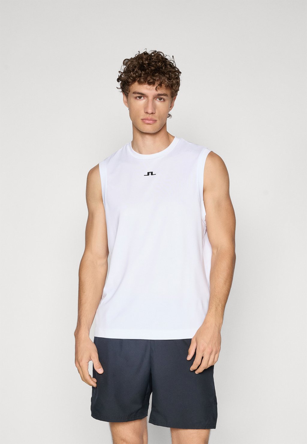 

Майка JACK SLEEVELESS TEE J.LINDEBERG Sports, белый