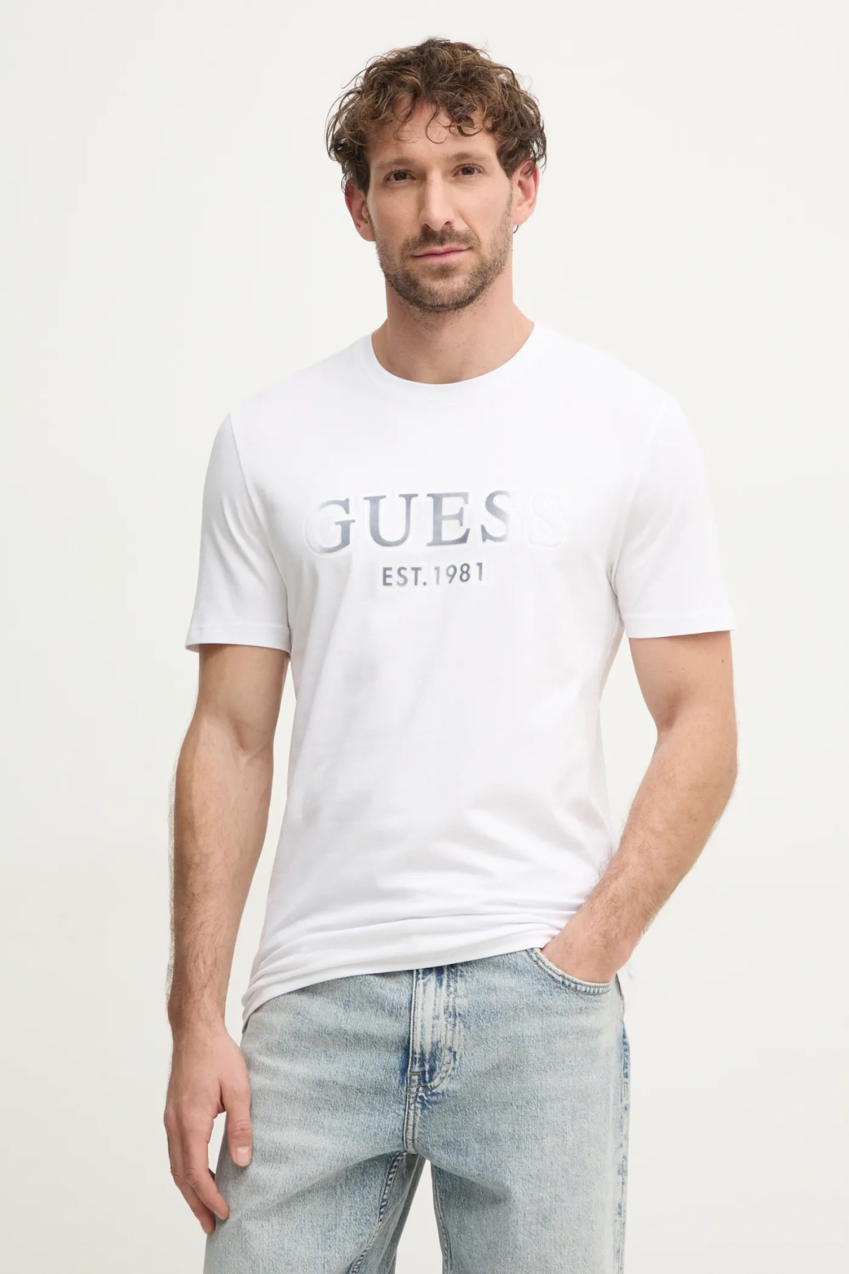 

Футболка Guess, белый