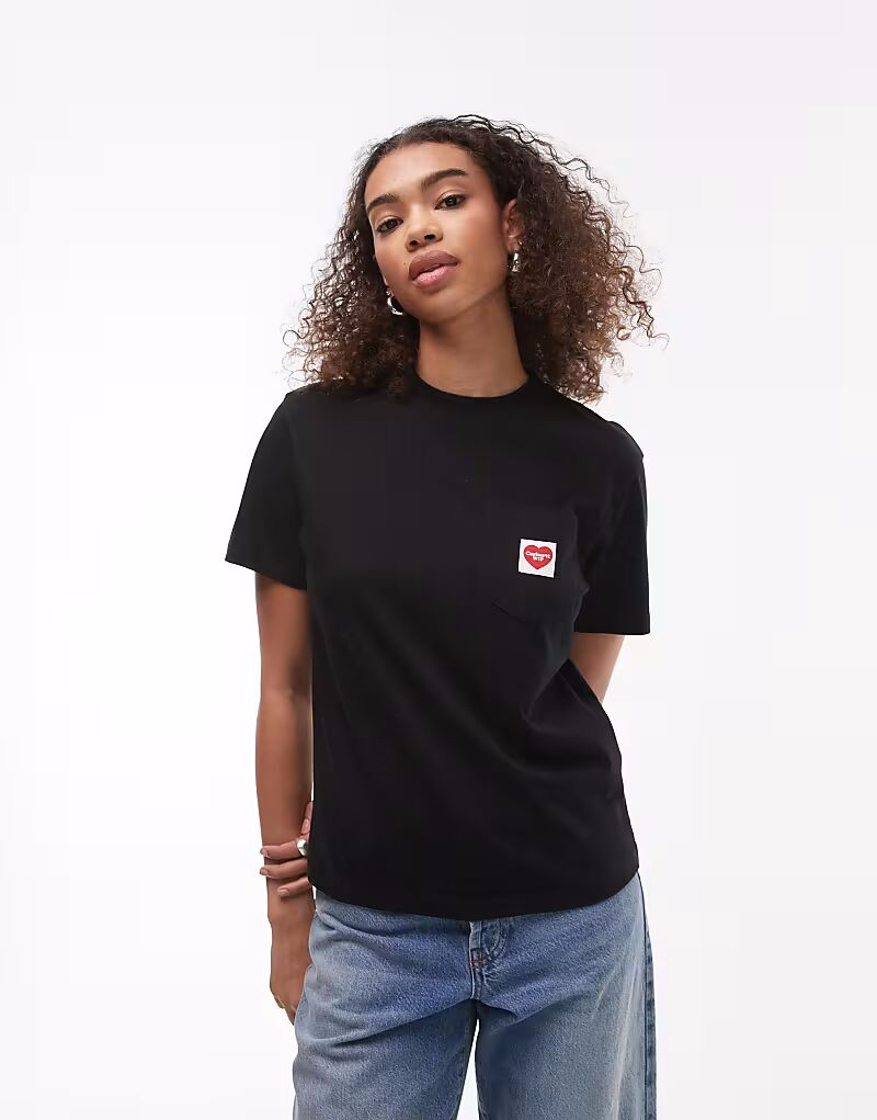 

Футболка Carhartt WIP с логотипом в виде сердца в черном цвете