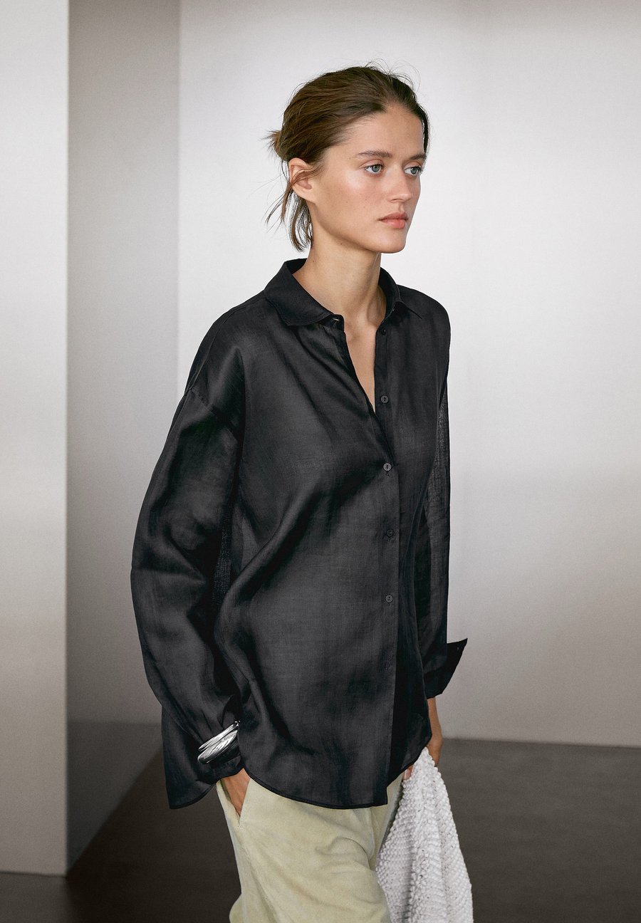 

Блуза Massimo Dutti LIGHTWEIGHT SEMI-SHEER GARMENT, Black