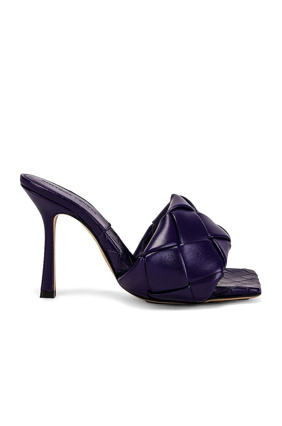 

Туфли Bottega Veneta Lidos, цвет Unicorn