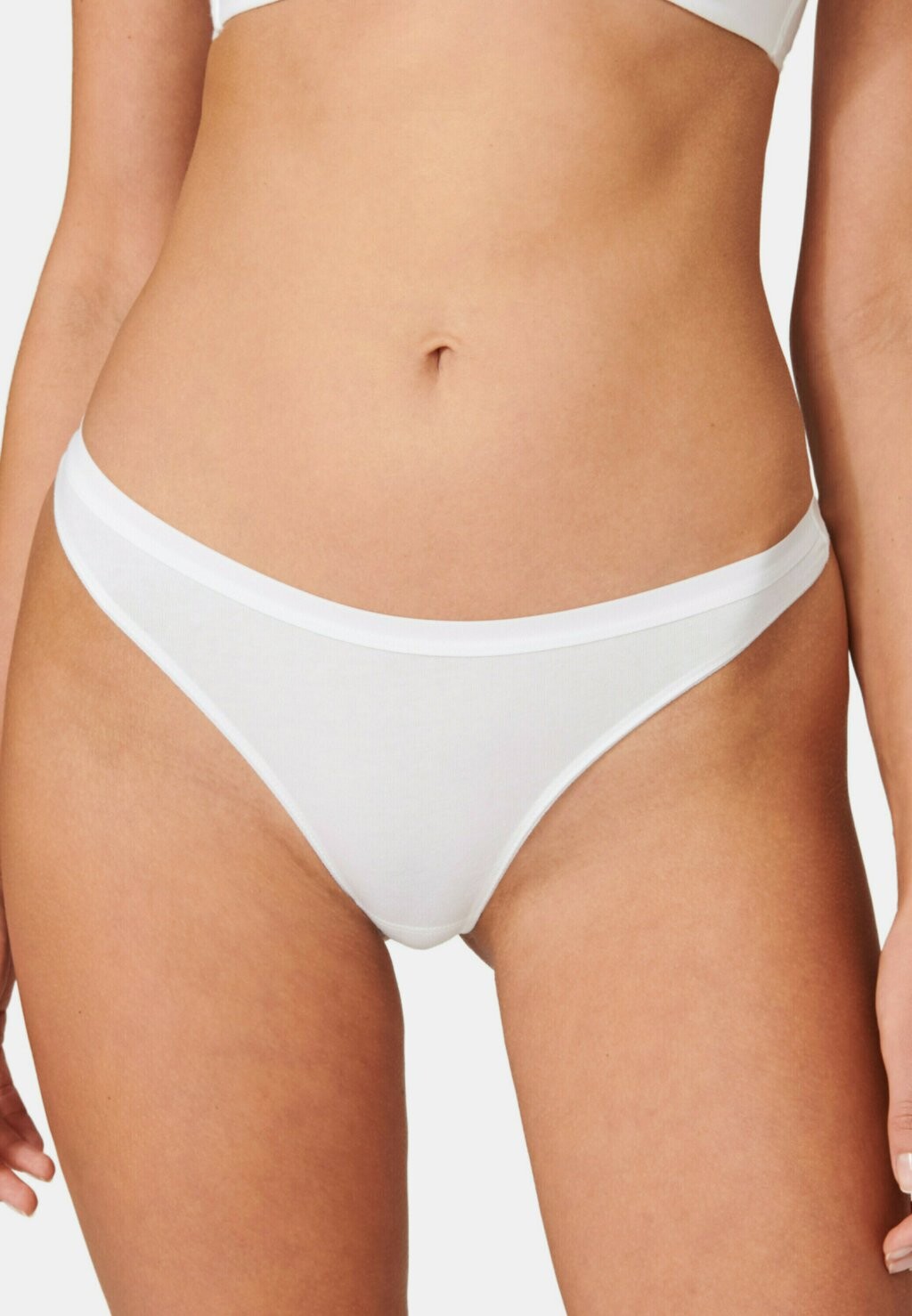 

Стринги 4 PACK Schiesser, белый
