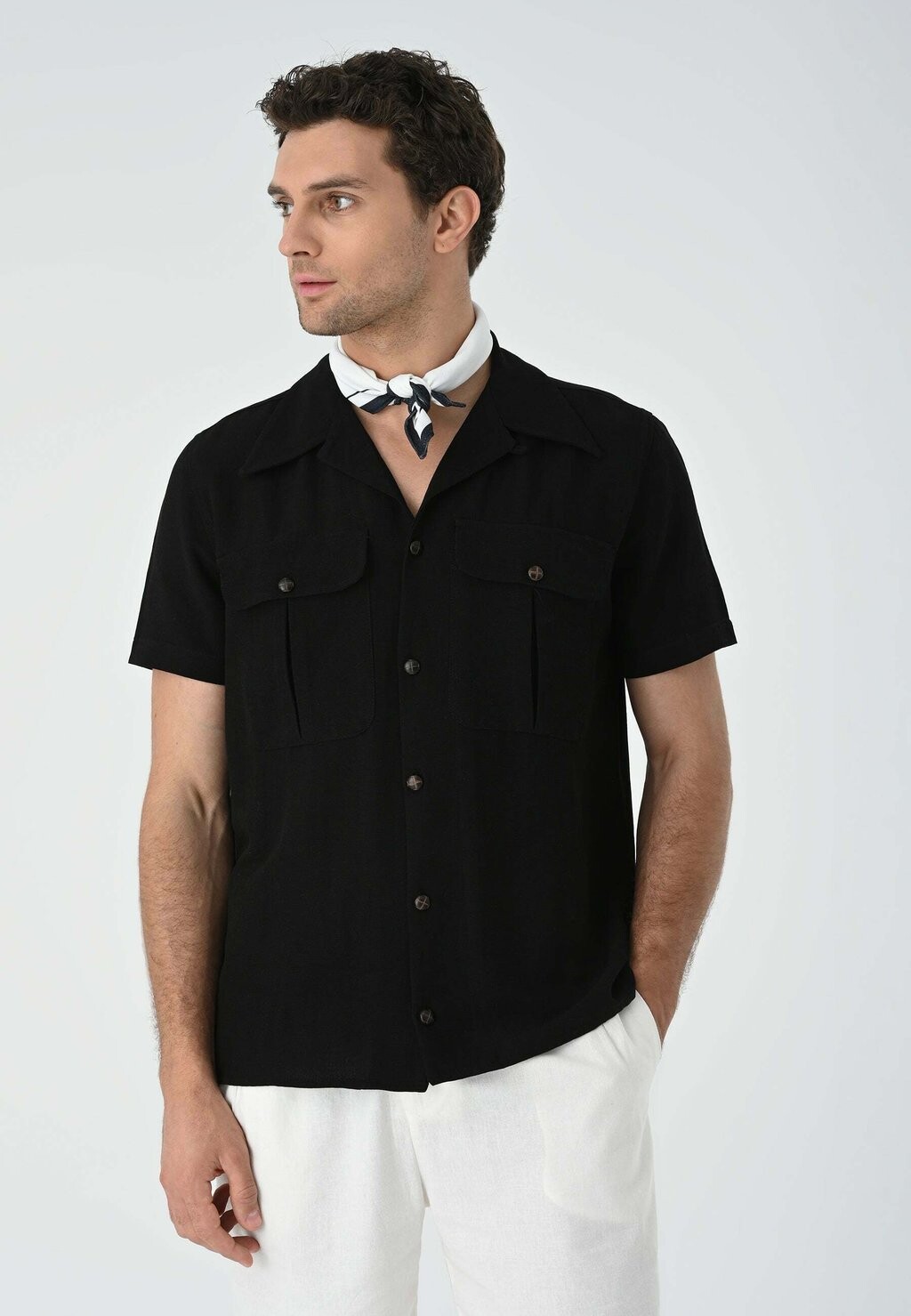 

Рубашка Antioch, цвет black