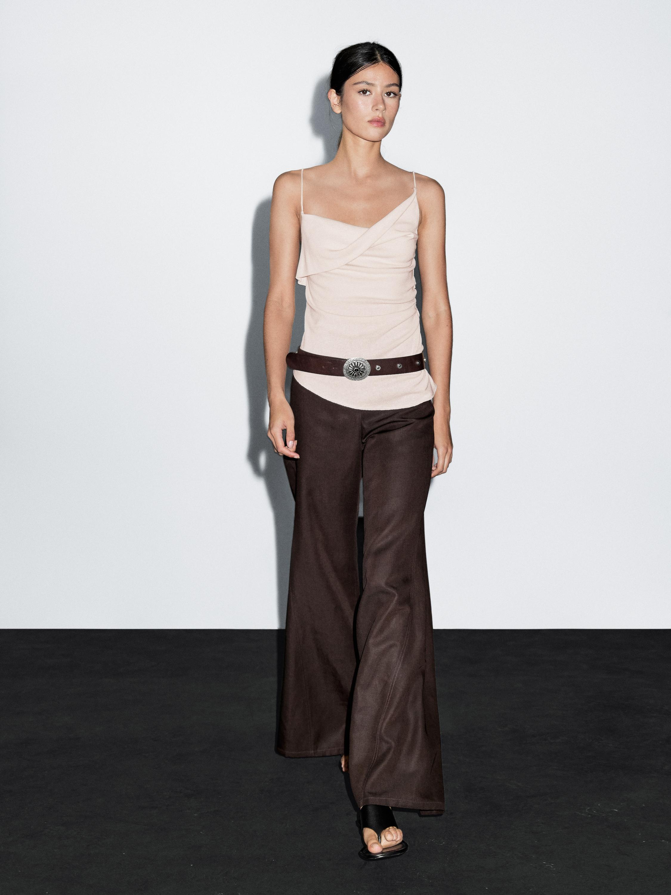 

Топ из 100% хлопка с асимметричным вырезом Massimo Dutti, кремовый