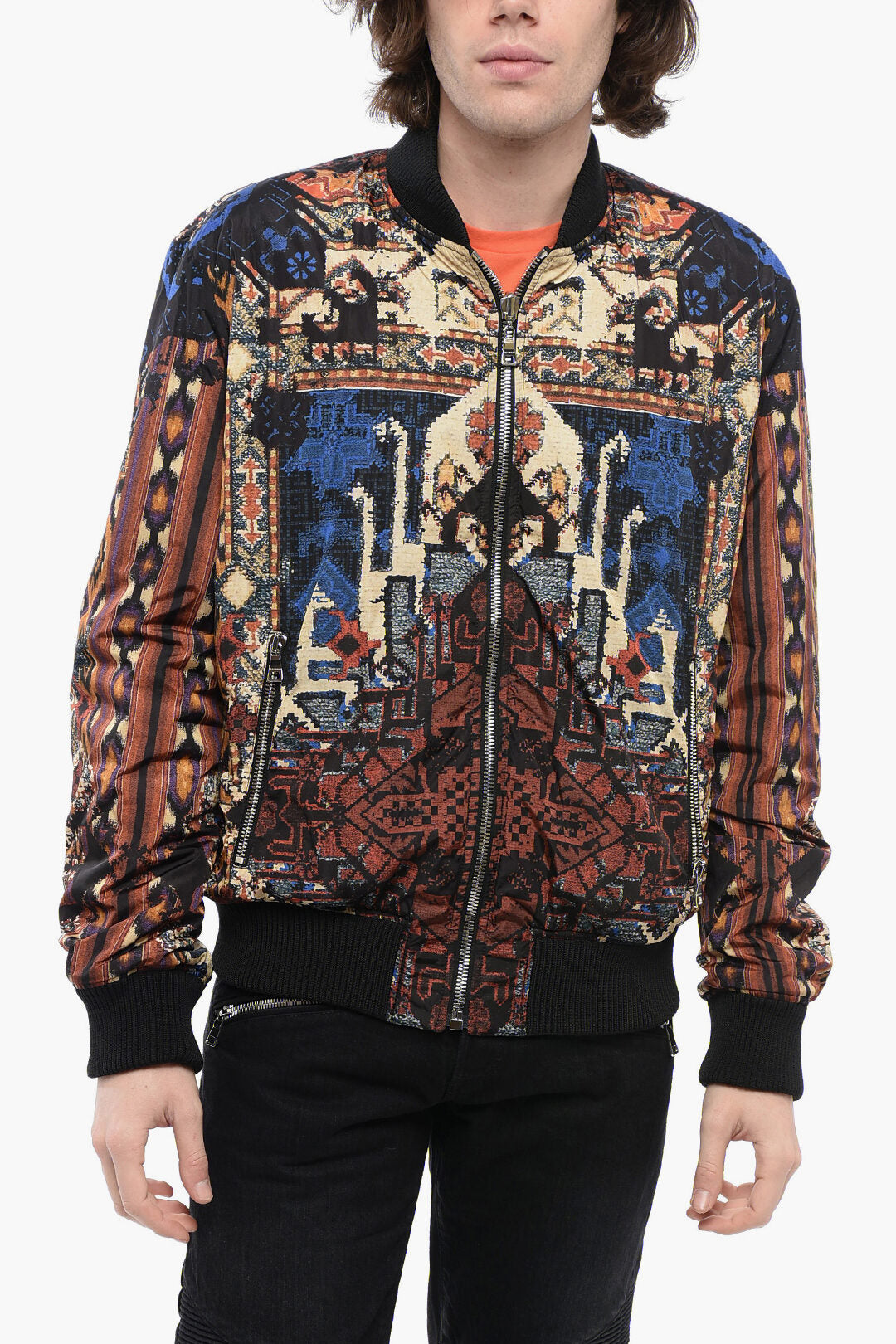 

Balmain Двусторонняя куртка-бомбер из нейлона с ковровым покрытием и застежкой-молнией спереди, цвет multi