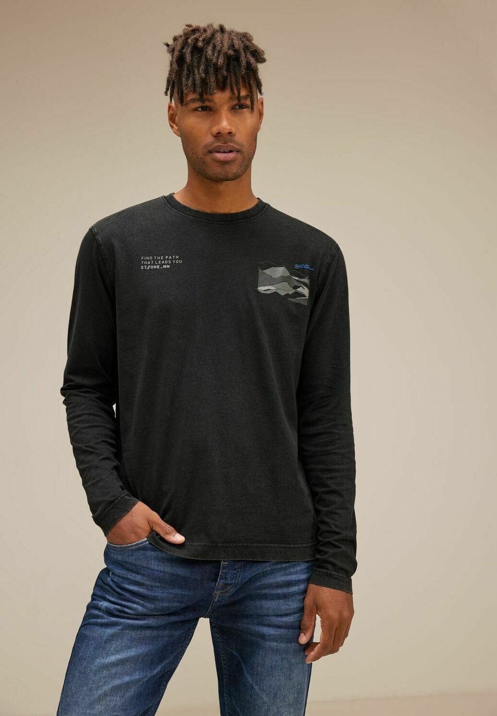 

Футболка с длинными рукавами Mit Artwork Print Street One MEN, цвет schwarz